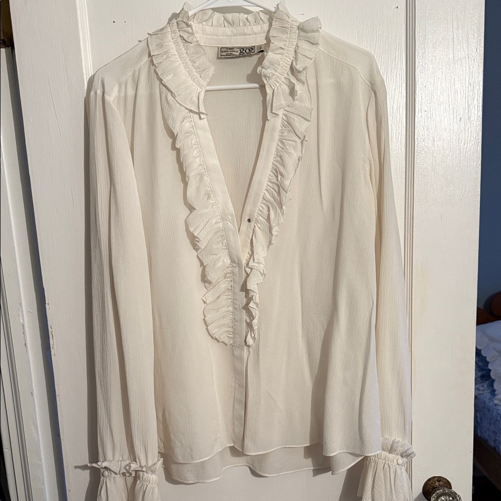 Women's Ruffle V-Neck Blouse - Cream